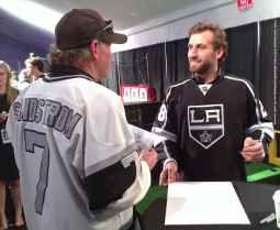 Center Jarret Stoll with a fan